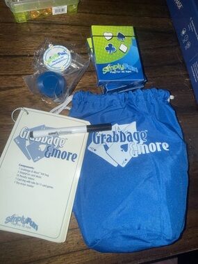 Grabbagge & More Card Game Set in Bright Blue